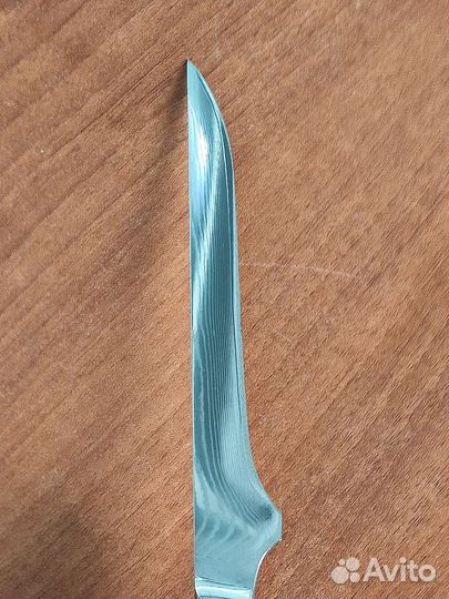 Нож из дамасской стали