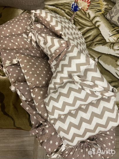 Бортики в кроватку новые