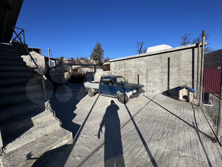 Дом 380 м² на участке 8 сот.