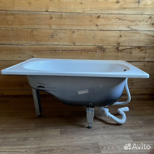 Ванна стальная 1.05м BLB с сиденьем, про-во Португ