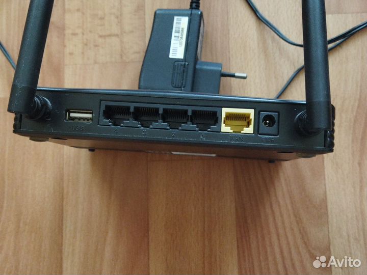 Wifi роутер D-Link Dir-620 с USB разъёмом