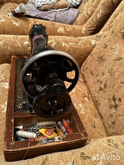 Швейная машина Калинина