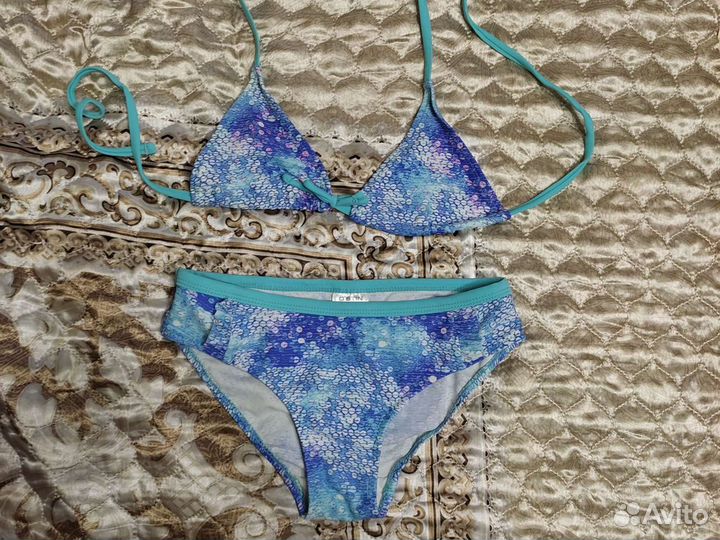 Купальник для девочки на рост 134см