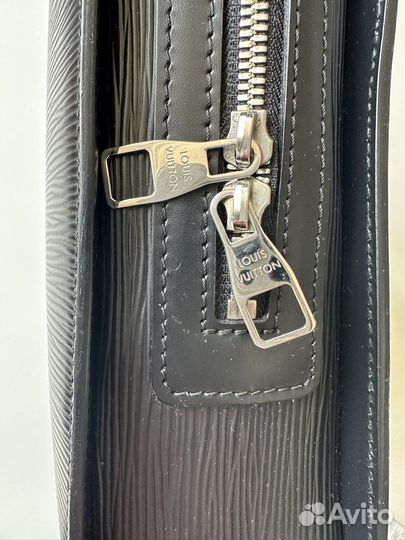 Louis vuitton портфель