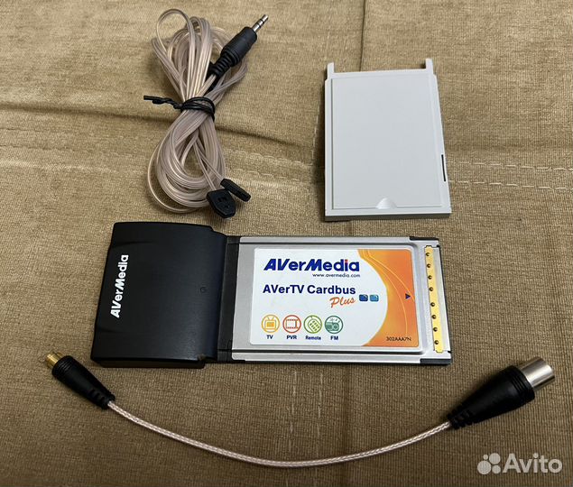 TV тюнер AverMedia AverTV CardBus Plus