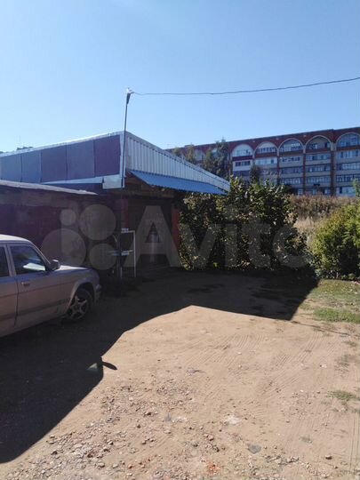 Гараж, > 30 м²