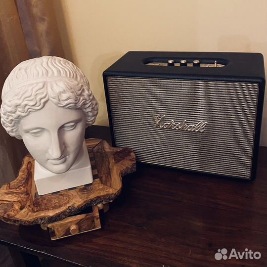 Колонка Marshall Woburn