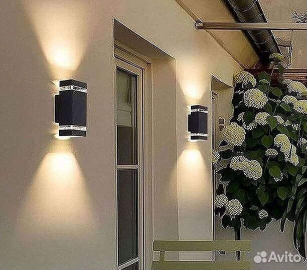 Ландшафтный светильник в наличии