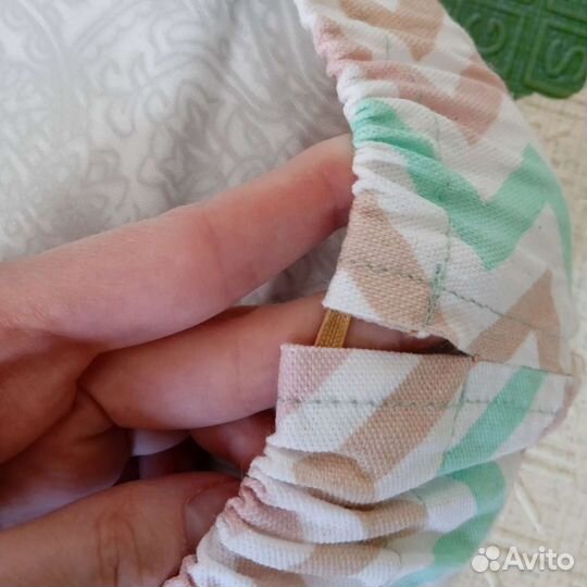 Матрас на пеленальный стол 53х72 + наматрасник б/у