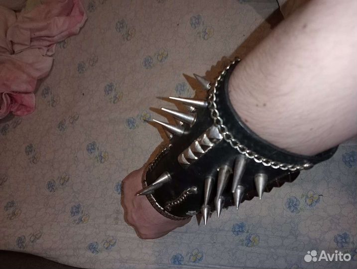 Напульсник кожаный