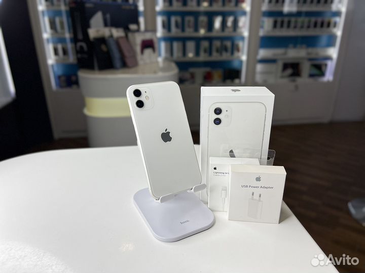 iPhone 11, 64 ГБ