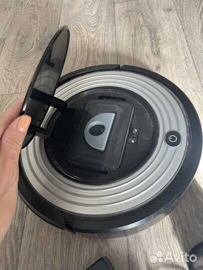 Робот пылесос на запчасти или ремонт