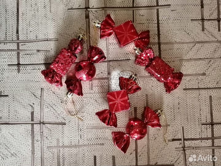 Елочные игрушки