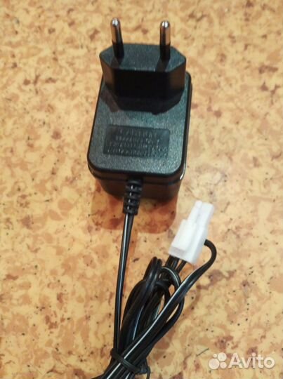 Зарядный блок аккумуляторов