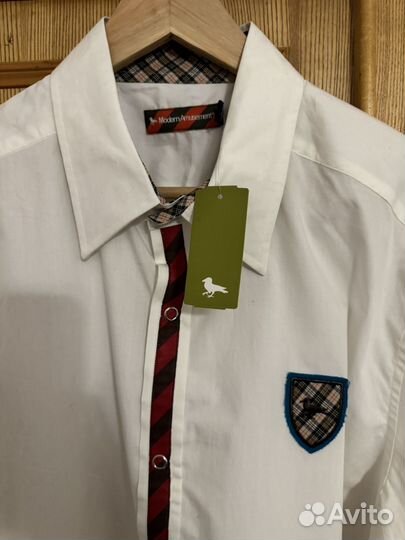 Рубашка бренда Modern Amusement