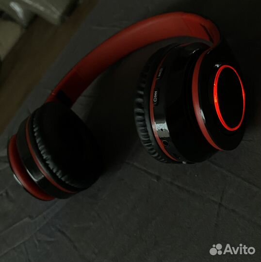 Беспроводные наушники накладные B39