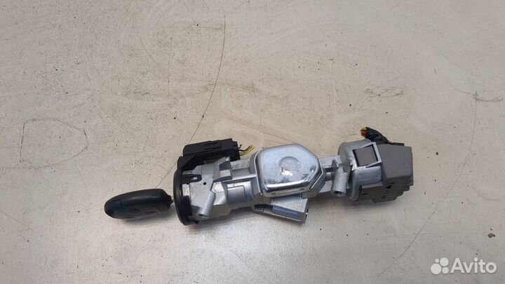 Замок зажигания Ford Focus 1, 2005