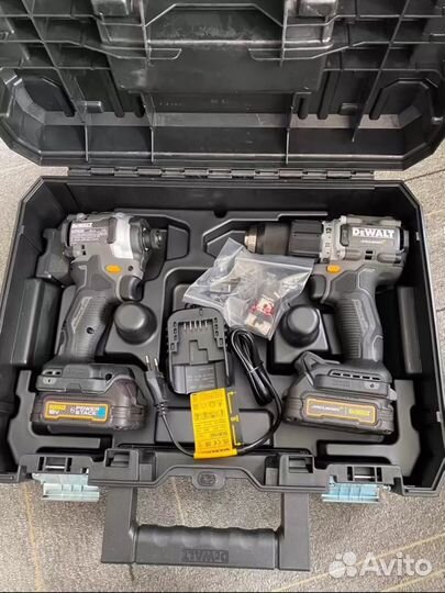 Dewalt McLaren DCK200ME2GT-QW