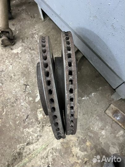 Тормозные диски передние Nissan Patrol Y 62