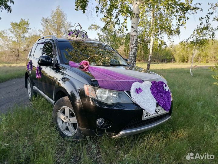 Свадебные украшения на машину