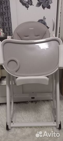 Стульчик для кормления Tommy Yummy