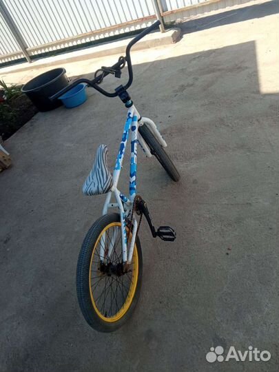 Трюковой велосипед бмх