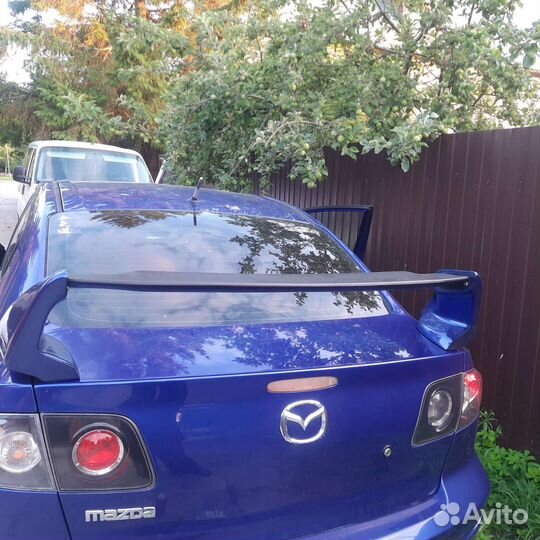 Спойлер на Mazda 3