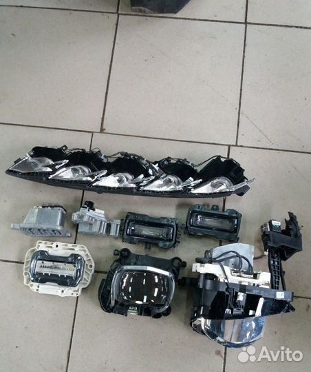 Блоки передней фары VW Volkswagen Touareg 3 2019г