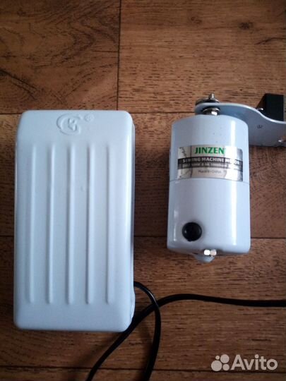 Мотор и педаль для швейной машинки