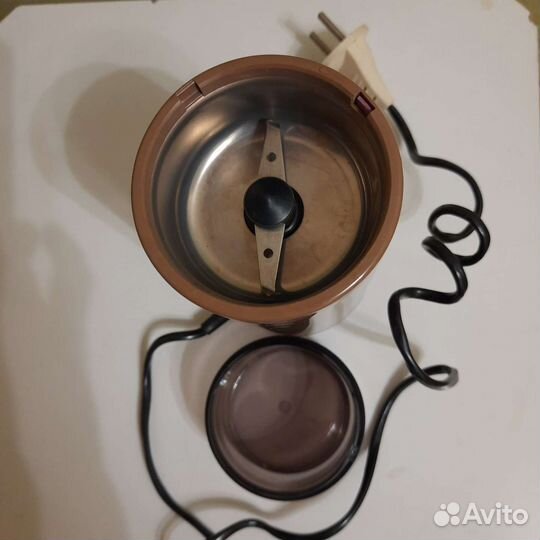 Кофемолка электрическая СССР новая