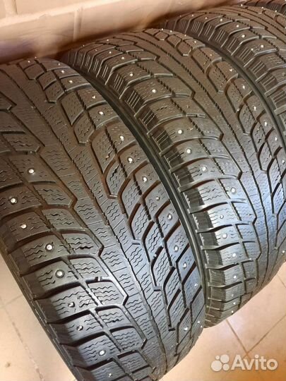 Michelin Latitude X-Ice North 225/70 R16