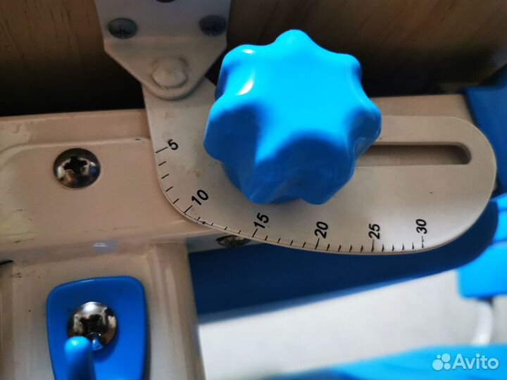 Растущая парта и стул