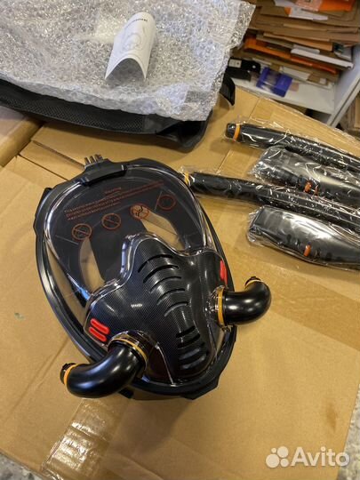 Маска для подводного плавания с трубкой
