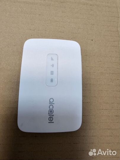 Мобильный Wi-Fi роутер Alcatel MW40V