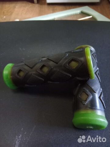 Ручки на руль, грипсы