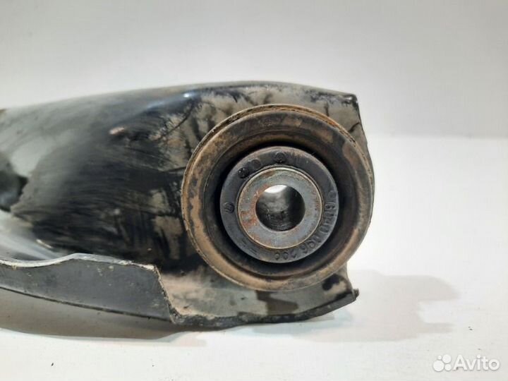 Рычаг передний правый Renault Sandero 2 2013