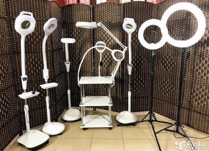 Лампа лупа для мастеров в бьюти сфере