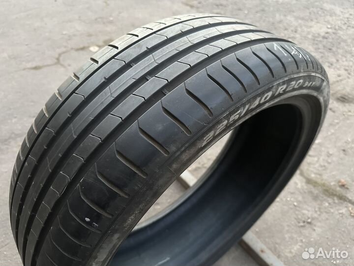 Pirelli P Zero Gen-2 225/40 R20