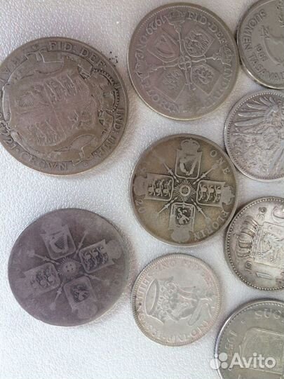 Серебрянные монеты 11 шт