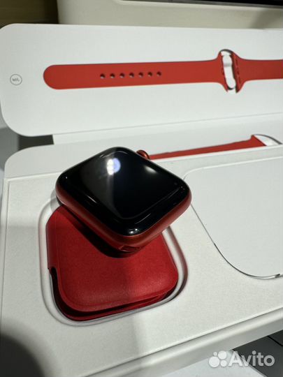 Apple Watch Series 6 40mm (product) RED Aluminum C