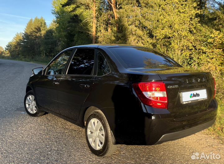 LADA Granta 1.6 МТ, 2023, 1 990 км