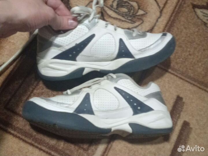 Кроссовки теннисные wilson 37