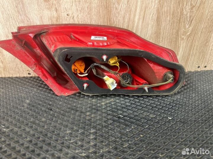 Фонарь заднего хода задний правый Geely Emgrand