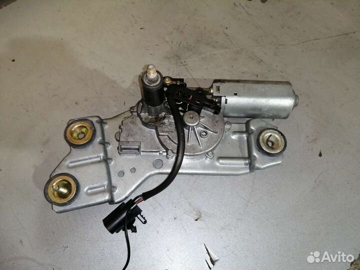 Стеклоочиститель задний универсал Форд Фокус 1