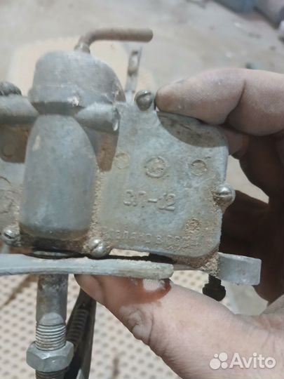 Механизм стеклоочистителягаз 51 сл-12