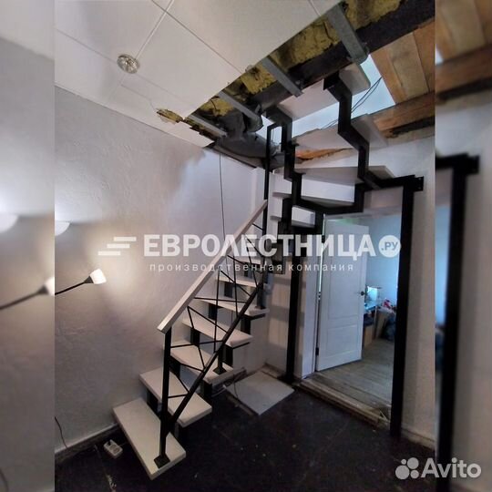 Лестница в дом металлическая