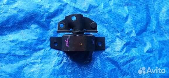 Подушка двигателя правая Nissan Almera Classic