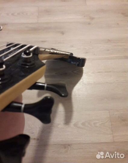 Бас-гитара Conquest Renaissance 5 струн