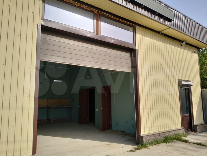 Аренда помещения, первая линия от дороги, 65 м²