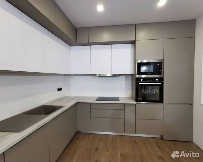 Угловая кухня на заказ